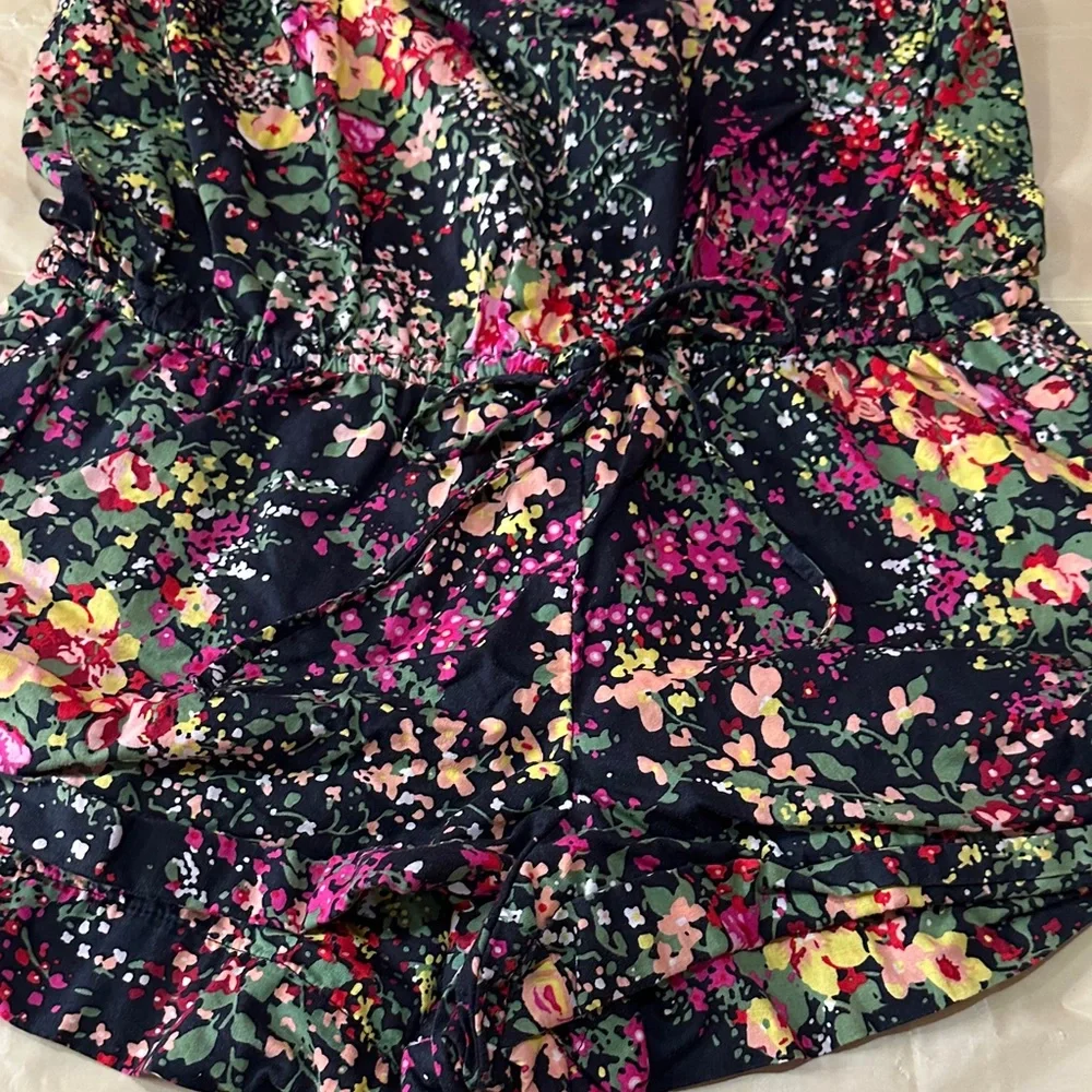 Victoria Secret One Piece Romper size large - Picture 3 of 6